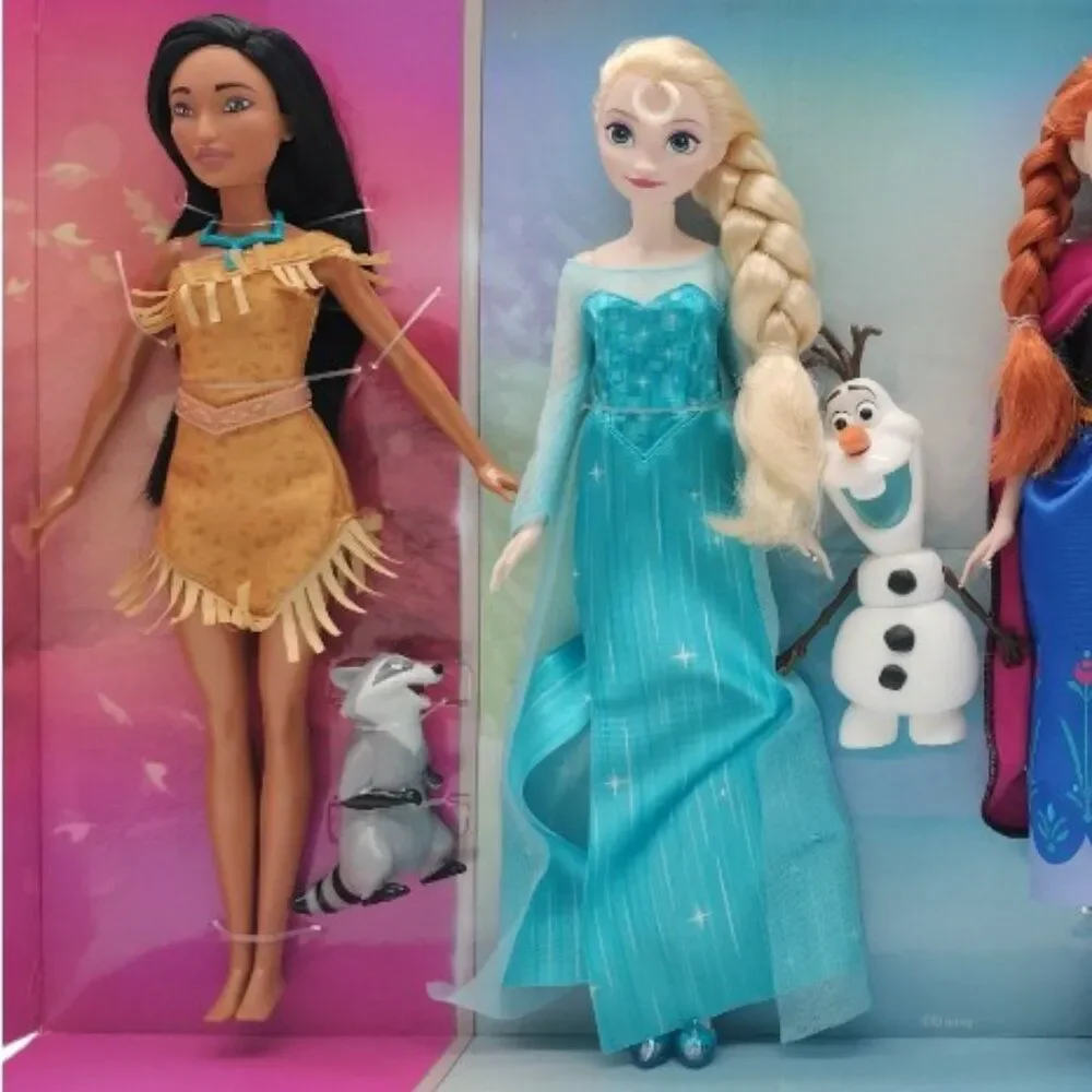 Disney 100th Anniversary 4 Doll Gift Set Pocahontas Anna Elsa Moana Meeko Olaf